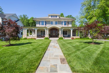 Front yard with pathway to house