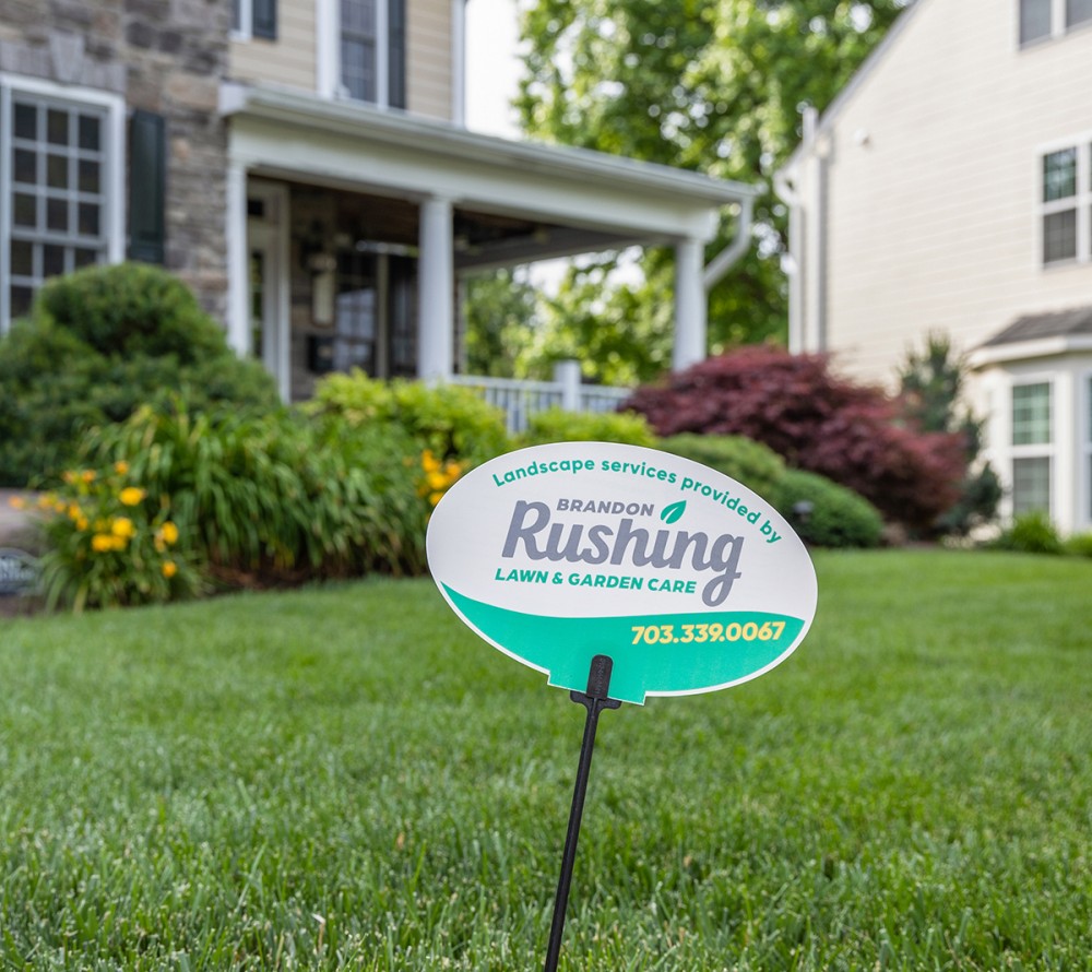 Image of Come home to a perfectly manicured front yard.